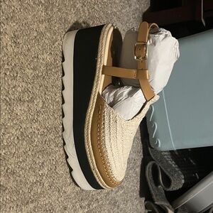 Free People Morning in Mykonos Espadrille. Size 9